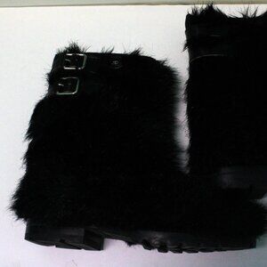Chanel  faux fur boots with leather trim and rubber soles Black Size 38